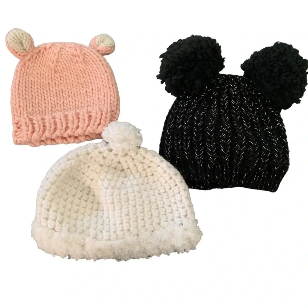 HOMEMADE crochet lot of 3 baby girl hats 0-6 months